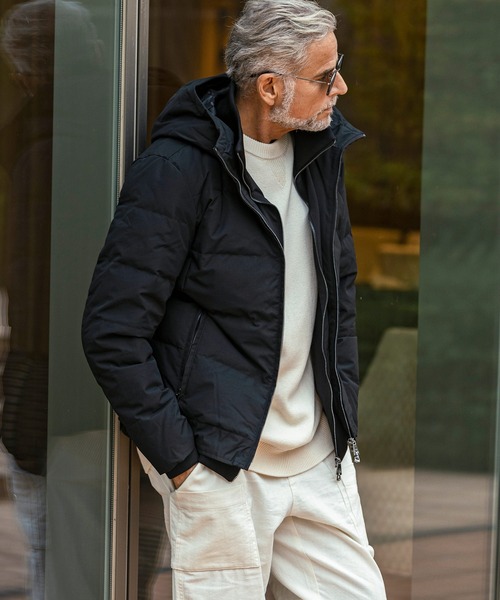 AKM Contemporary（エイケイエムコンテンポラリー） ダウンジャケット