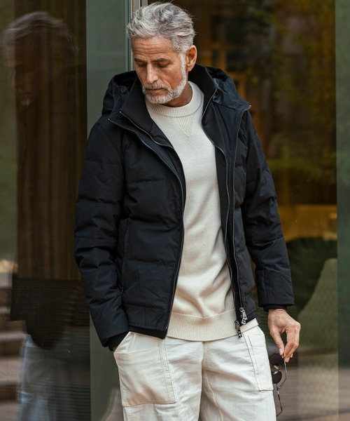 AKM Contemporary（エイケイエムコンテンポラリー） ダウンジャケット