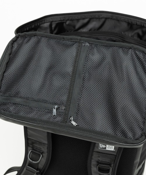 値下げ不可　NEW ERA ブラックバックパック　リュック n02boxpacklim2.jpg