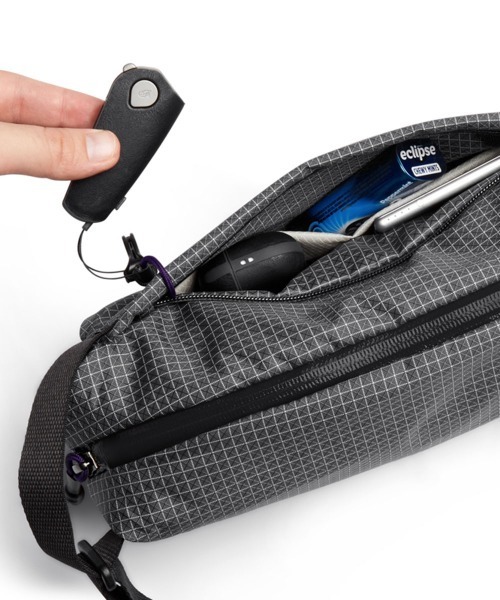 chiiiibag ウエストバッグ　グレー SHIPS ウエストポーチ SHIPS: シュリンクレザー × ファブリック