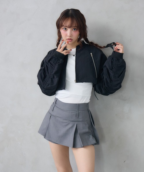 【美品✨】UN3D. アウトシームショートブルゾン ブラック　38 UN3D.（アンスリード）の「ボリュームスリーブショートブルゾン