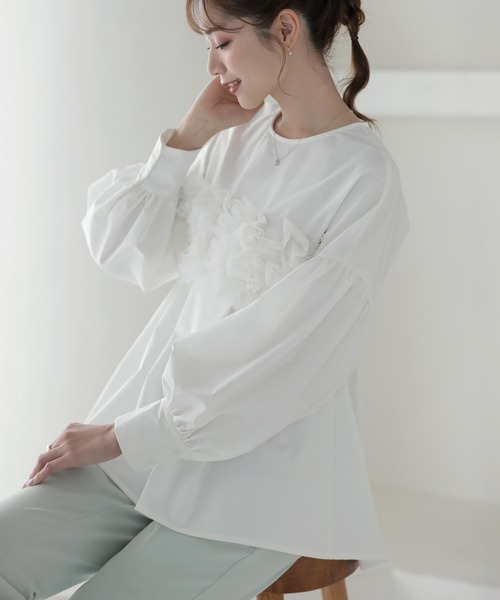 ココディールフリル付きホワイト長袖ブラウス　新品未使用！！ 2025年最新】ココディール ブラウスの人気アイテム - メルカリ