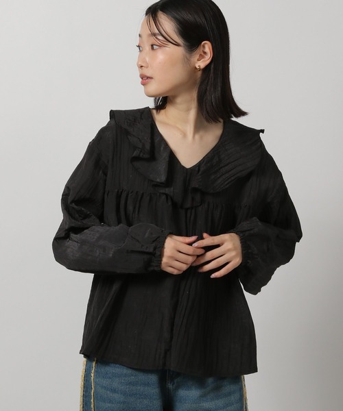 気まぐれお値引き中　かぐれ　今期　新品未使用品　ワッシャーフリルブラウス　黒 気まぐれお値引き中 かぐれ 今期 新品未使用品 ワッシャーフリル