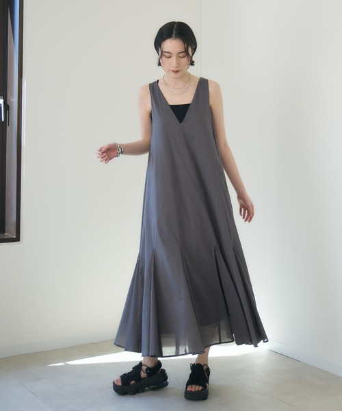 ワンピース CLOCHE INTERPLANET ワンピース 「CLOCHE」接触冷感Vネック