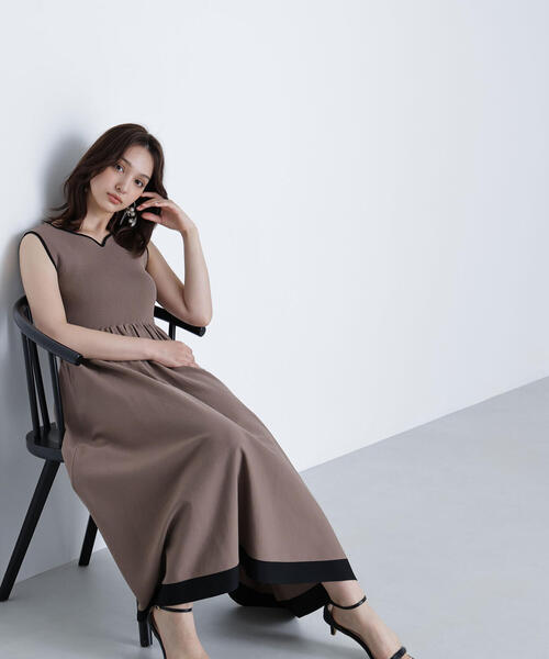 NBB ♡ バイカラーニュアンスネックニットワンピース NATURAL BEAUTY BASIC ワンピース 「Oggi8月号掲載」バイカラー