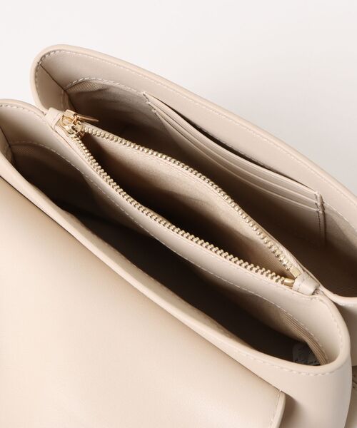 CHARLES ＆ KEITH（チャールズ&キース） ハンドバッグ Adalyn アダリン