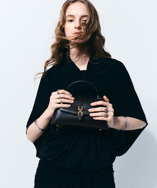 CHARLES ＆ KEITH（チャールズ&キース） ハンドバッグ Adalyn アダリン