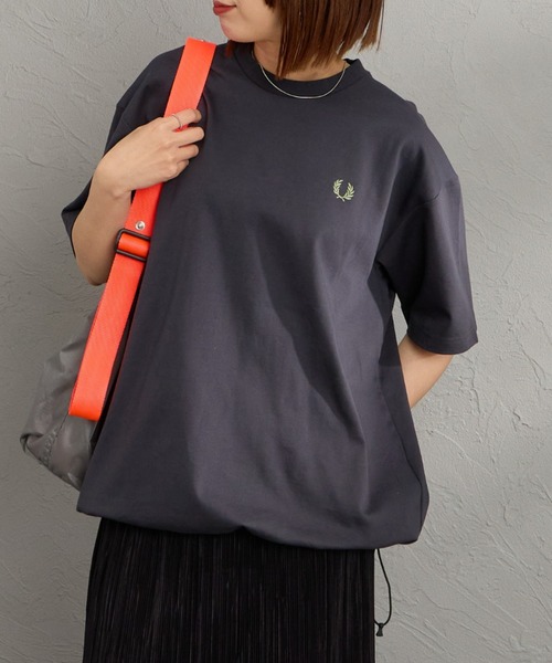 FRED PERRY（フレッドペリー） tシャツ 別注 ワンポイントロゴ刺繍