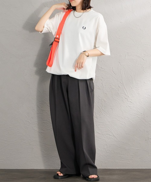 FRED PERRY（フレッドペリー） tシャツ 別注 ワンポイントロゴ刺繍