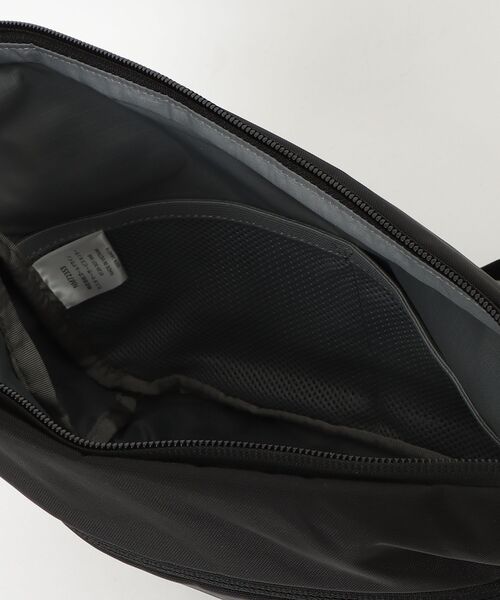 THE NORTH FACE（ザ ノースフェイス） メッセンジャーバッグ FREE