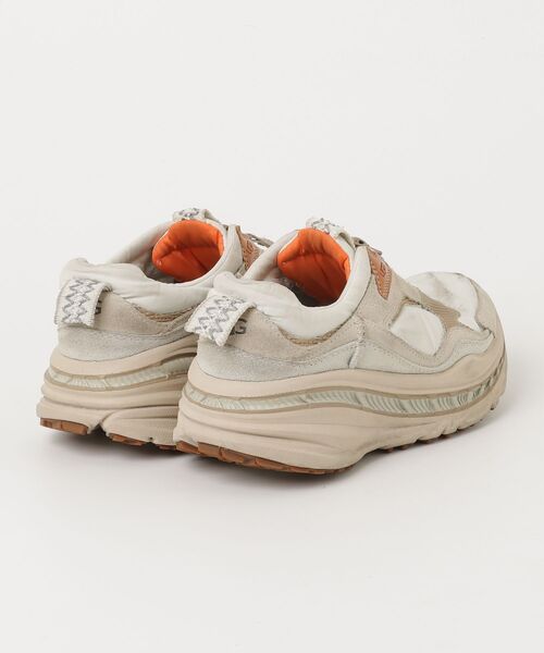 【セール中】【美品】UGG ベージュスニーカー　24cm UGG Australia（アグオーストラリア） 「UGG」 ローカットスニーカー