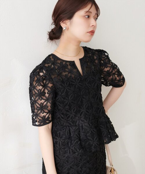 natural couture ブラウス シャツ お花刺繍ペプラムブラウス