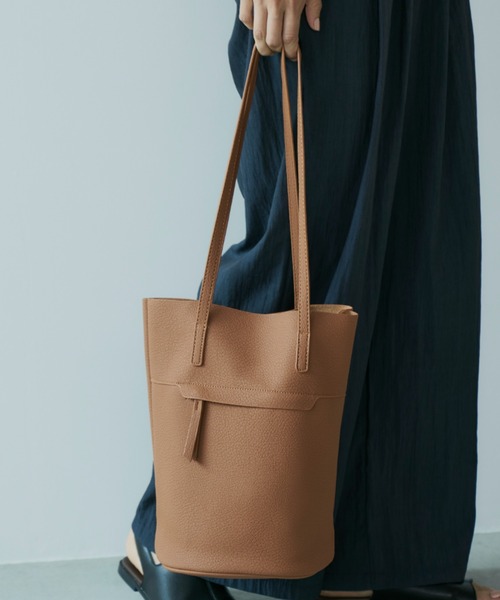 Libra Cue トートバッグ レザーライクバケツトート レディース  