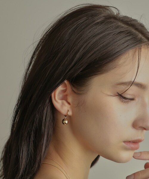 COCOSHNIK（ココシュニック） ピアス K10中空ボール 中折れピアス