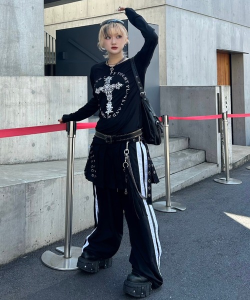 tシャツ 「XU」cross print longsleeve tee レディース メンズ XU tシャツ 「XU」cross print longsleeve tee レディース