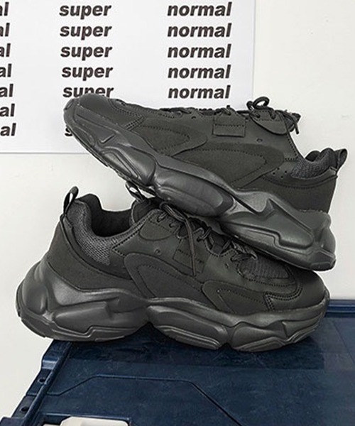 SEN TOKYO スニーカー 存在感抜群の足元。ビッグソール 厚底ダット