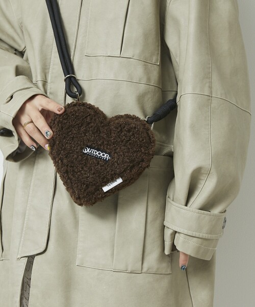 OUTDOOR × BASICKS ハート型 ボディバッグ ブラック OUTDOOR PRODUCTS/×BASICKS MINI BOA HEART BAG｜Daytona Park