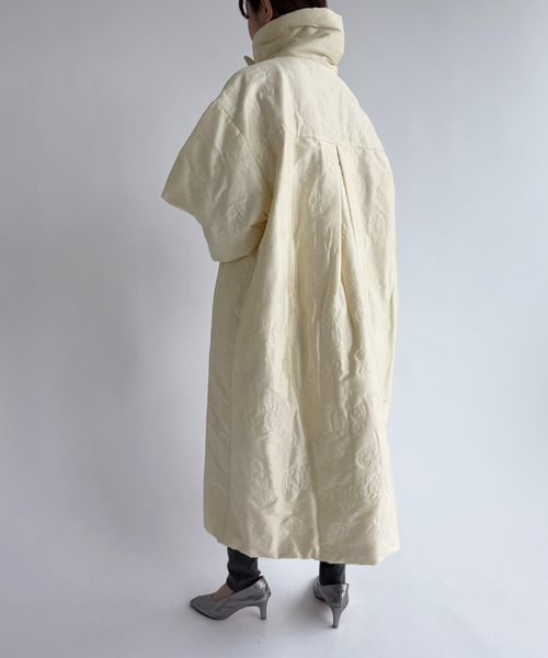 ヌキテパ　刺繍　コート Staff Picks | 一枚で着映えるNEWアウター | Pasand by ne Quittez pas