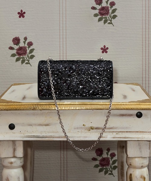 CHARLES ＆ KEITH（チャールズ&キース） ミニ 長財布 財布 Paffuto