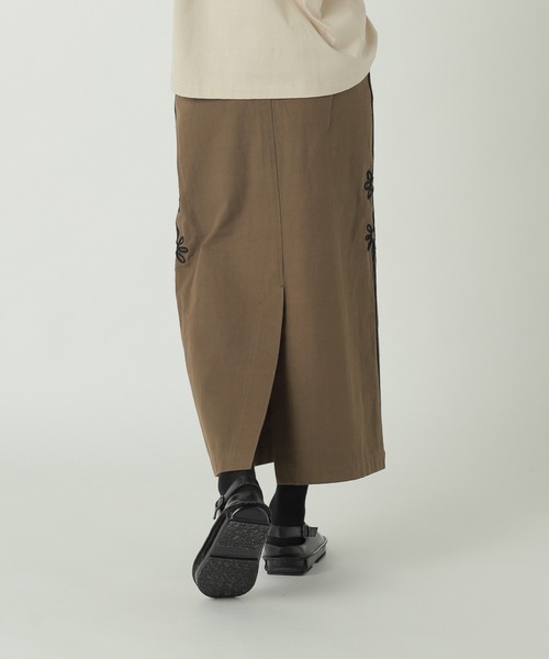ZUCCa（ズッカ） スカート CORD EMBROIDERY BOTTOM / スカート