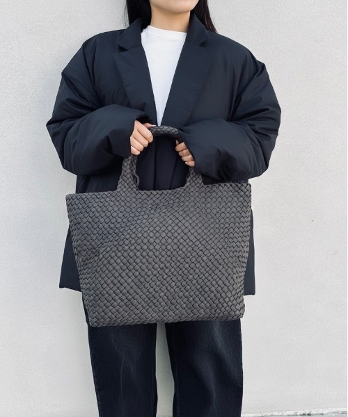 トートバッグ HERB/Intrecciato Middle Tote Bag with Pouch/ポーチ付きミドルトートバッグ レディース メンズの画像