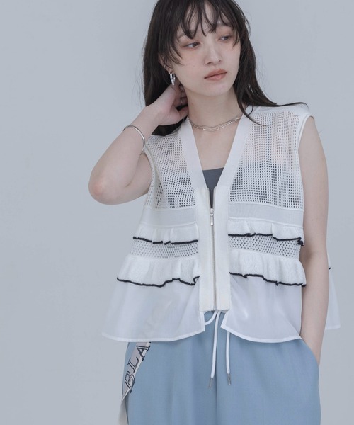 新品未使用タグ付き エイミーロウ メッシュ フーディー ベスト ジレ フリル Eimee Law（エイミーロウ） ベスト ジレ マルチメッシュフーディー
