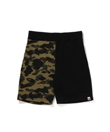 A BATHING APE（アベイシングエイプ） パンツ 1ST CAMO BACK SHARK