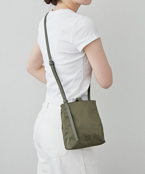 russet ミニショルダーバッグ russet ショルダーバッグ バッグ 「長財布がちょうど入る