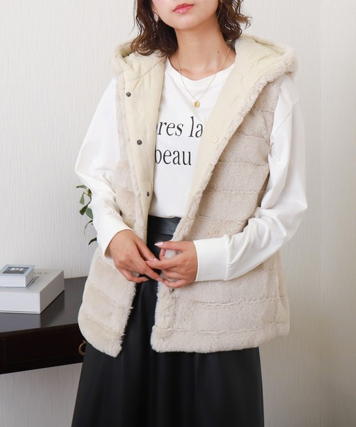 【極美品】マスターバニー　ホワイト キルティングベスト　フード付き libelle more（リベル モア） ベスト ジレ フェイクファー＆キルト