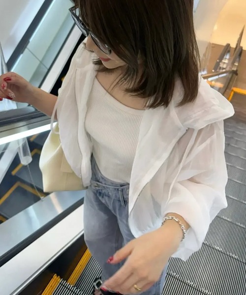 パーカー 夏の日焼け対策や冷房対策にぴったりな、軽やかなシアー