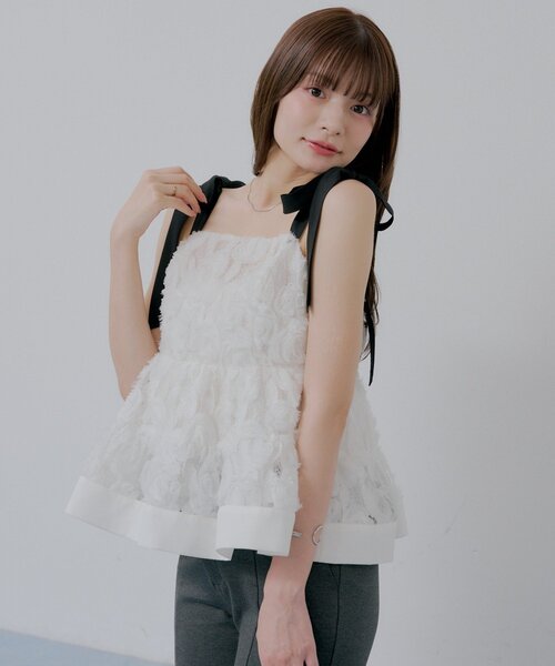 Chico（チコ） ブラウス シャツ 「SALON by Chico」肩リボン3Dローズ