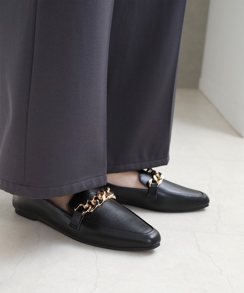 AmiAmi（アミアミ） ローファー 軽量ゴールドチェーンアーモンドトゥ