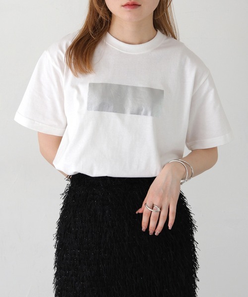 HER CLOSET tシャツ 「shemoshelly」WEB限定ヴィンテージ箔