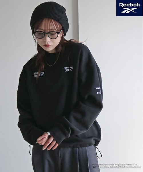 ルルレモン lululemonブラック ロゴ刺繍 クルーネック スウェット 胸刺繍ロゴクルーネックトレーナー(M オフシロ): トップス