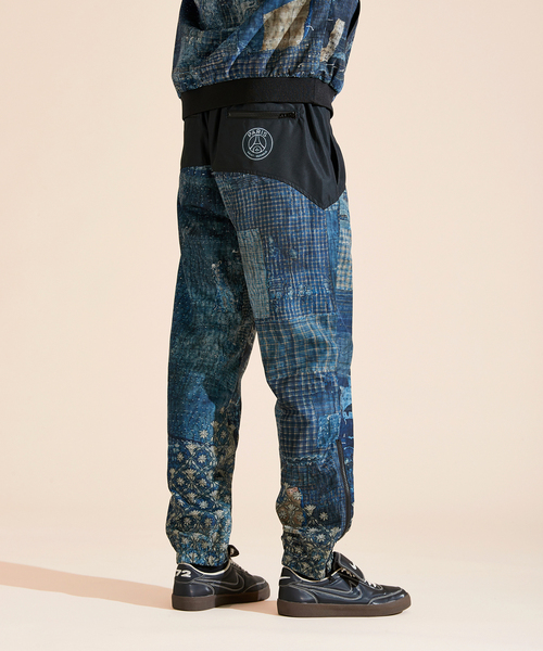 パンツ 「Poggy × Paris Saint-Germain」DEAR PSG PRINTED TRACK PANT パンツ 「Poggy × Paris Saint-Germain」DEAR PSG PRINTED TRACK PANT