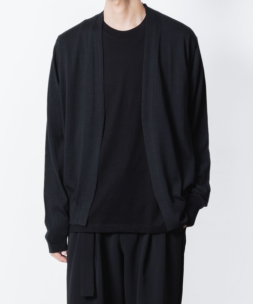 カーディガン × JOHN SMEDLEY MERINO EXTRAFINE BUTTONLESS V NECK CARDIGAN メンズの画像