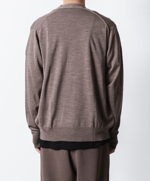 カーディガン × JOHN SMEDLEY MERINO EXTRAFINE BUTTONLESS V NECK CARDIGAN メンズの画像