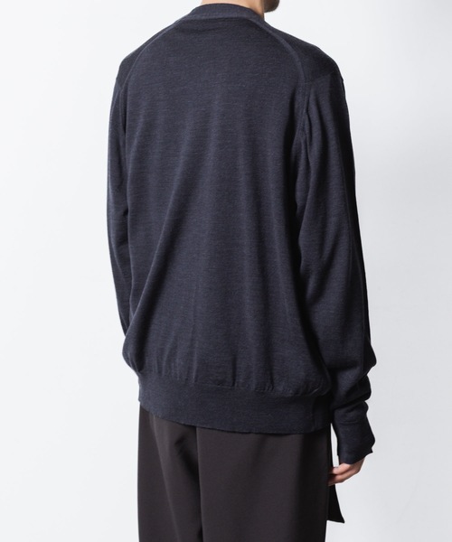 カーディガン × JOHN SMEDLEY MERINO EXTRAFINE BUTTONLESS V NECK CARDIGAN メンズの画像