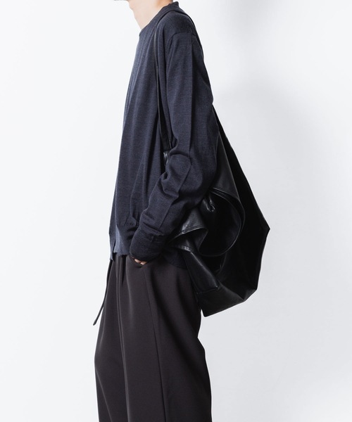 カーディガン × JOHN SMEDLEY MERINO EXTRAFINE BUTTONLESS V NECK CARDIGAN メンズの画像