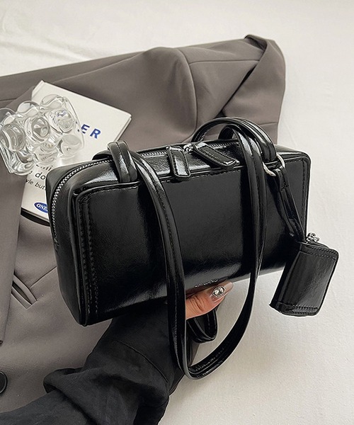 LA VORAGINE（ラ ヴォラジネ） ボストンバッグ ミニポーチ付き