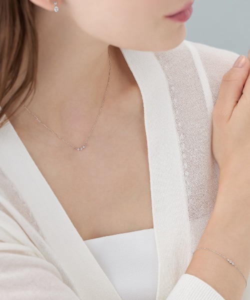 4℃（ヨンドシー） ブレスレット 「冬限定」 K10ホワイトゴールド 三石