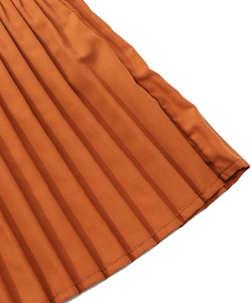 iS ScoLar（イズスカラー） tシャツ 553264：花刺繍ニット×プリーツ異