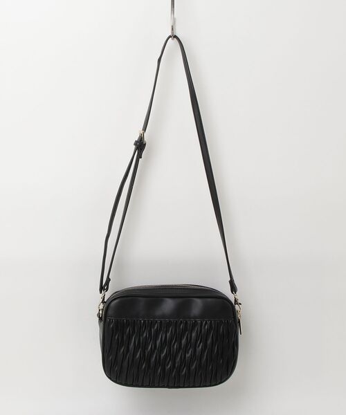 JILL by JILL STUART ブラックショルダーバッグ JILL by JILL STUART（ジルバイジルスチュアート） ショルダーバッグ