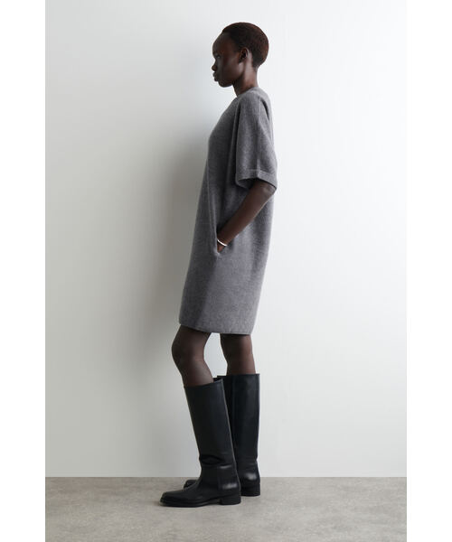 「COS」 ニットワンピース X-SMALL グレー系その他 レディース_画像4