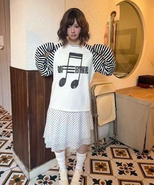 Lis ardent tシャツ ボーダー袖グラフィック薄手ロンT／オーバーサイズ