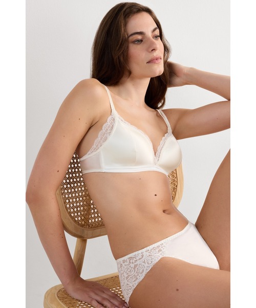 INTIMISSIMI ブラジャー　レースショーツ　セット Intimissimi（インティミッシミ） ブラジャー Asia レース バルコ