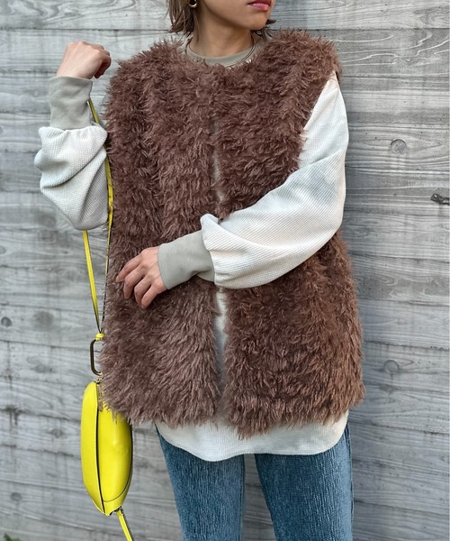mi via loca ベスト ジレ ボリュームファーノーカラーベスト