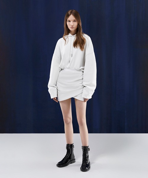 CHARLES ＆ KEITH ブーツ パールバックル レースアップアンクル