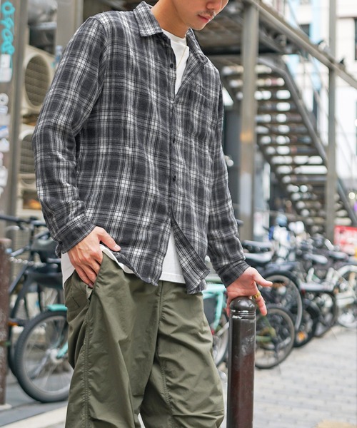 SOMEDIFF（サムディフ） シャツ 「SOMEDIFF」ピグメント加工オンブレ