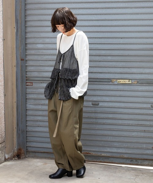 〜niko and〜完売品！！タックモレパンツ Mサイズ カーキ niko and… 「niko and」 パンツ MEDIUM カーキ レディース